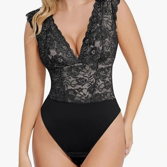 Elegant Black Lace Shapewear Bodysuit - Picture 8 of 8